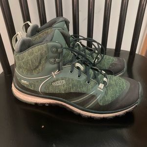 Keens Women’s Hiking Boots